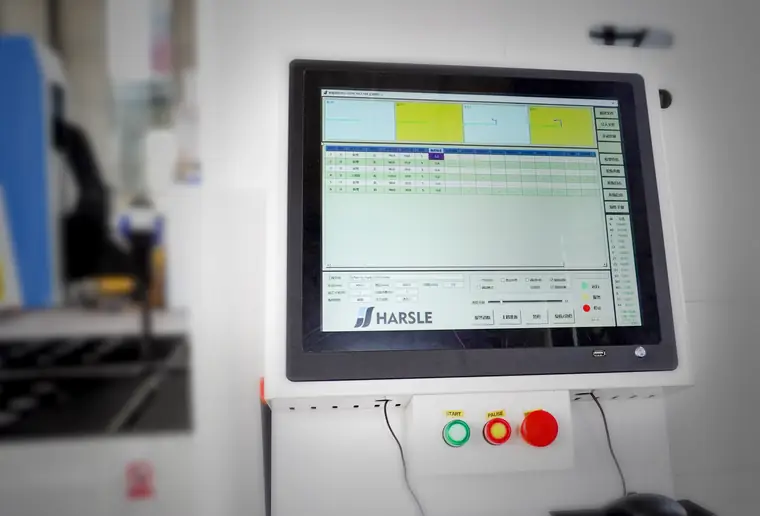 Touch-screen system controller of a HARSLE panel bender