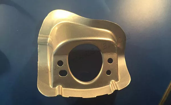 Motivi della caduta di potenza della macchina per il taglio laser a fibra