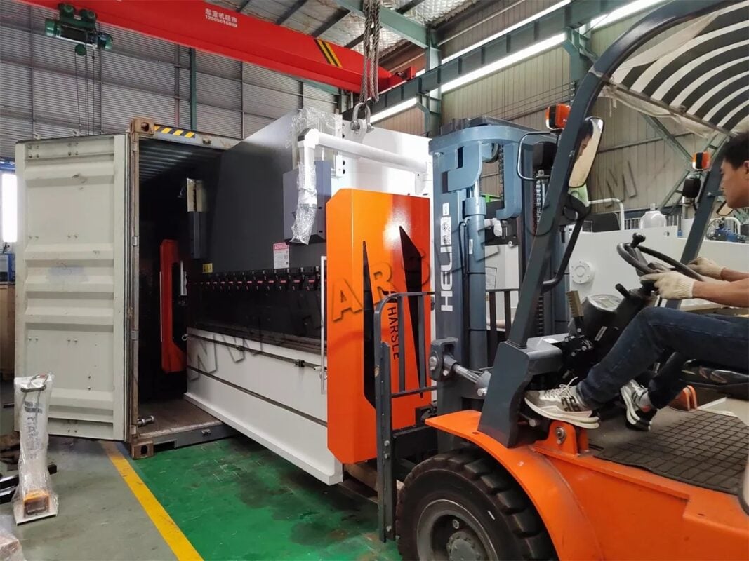 Australia-WE67K-100T3200 DA66T Pressa piegatrice CNC a 8+1 assi EP-40T1250 DA53T Pressa piegatrice completamente elettrica