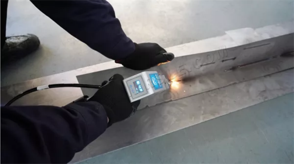 Máquina de soldadura láser
