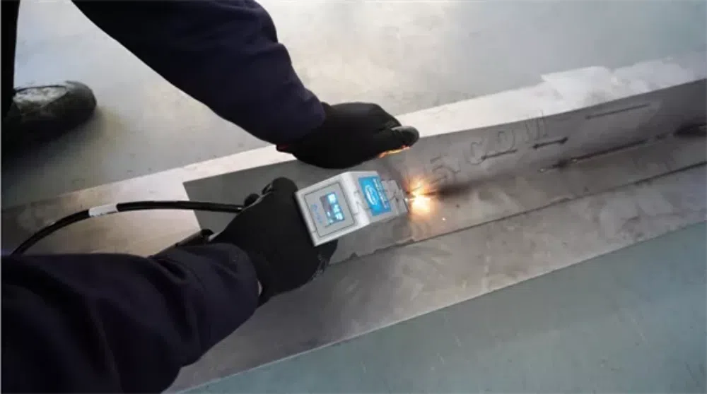 Machine de soudage laser