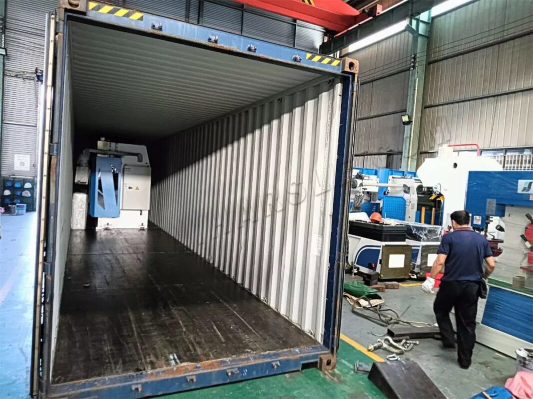 Mexiko-2 WE67K-125T3200 CNC-Abkantpressen & WC67K-200T3200 NC-Abkantpresse