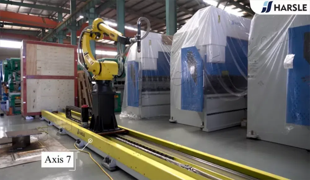 Produktionslinie für Plasmaschneidroboter