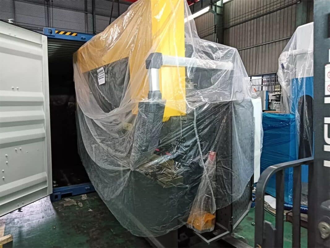 Saudi Arabia-2 Sets of NC Press Brake & QC11K-6X2500 Shearing Machine