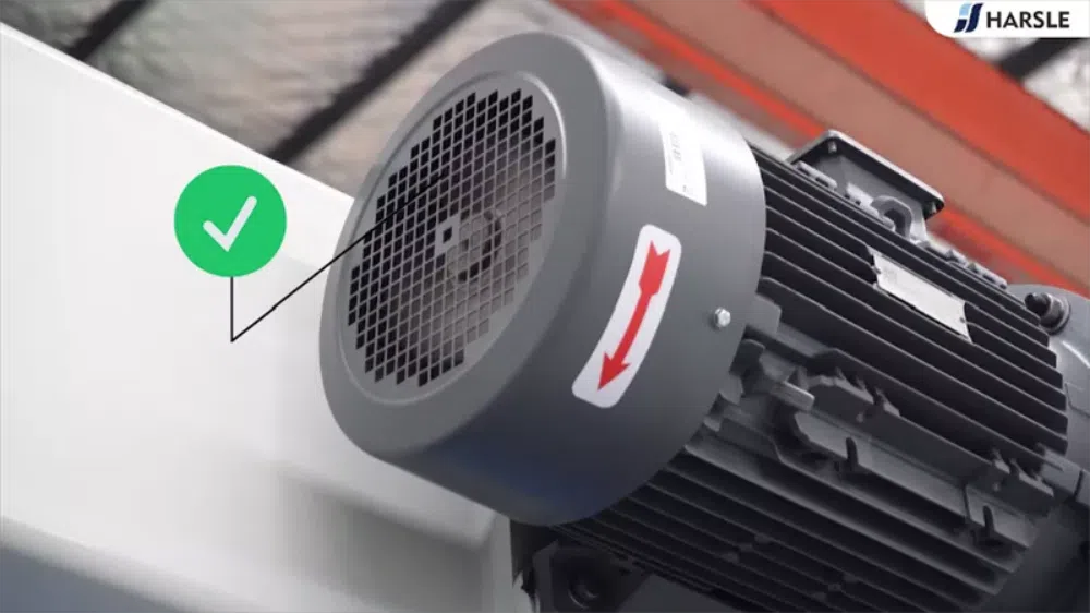 Como operar a máquina de corte guilhotina (E21S)?