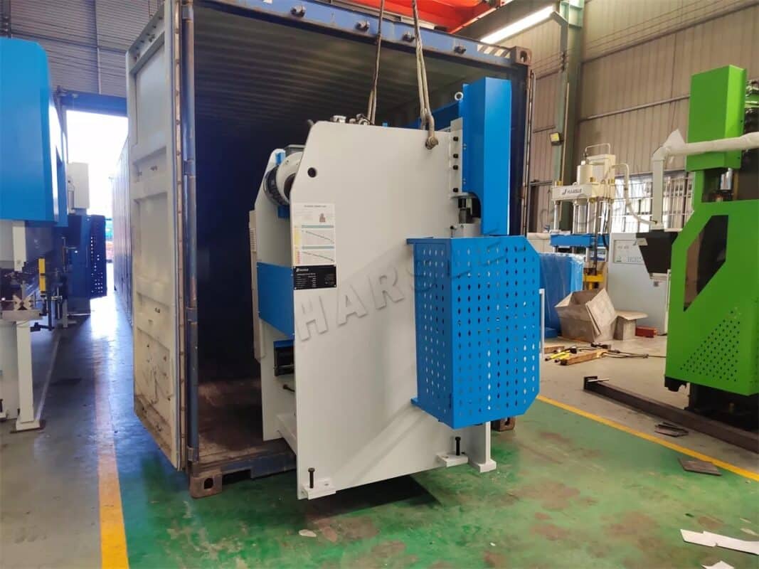 Iran - 2 ensembles de presse plieuse CNC et presse plieuse NC WC67K-40T1200