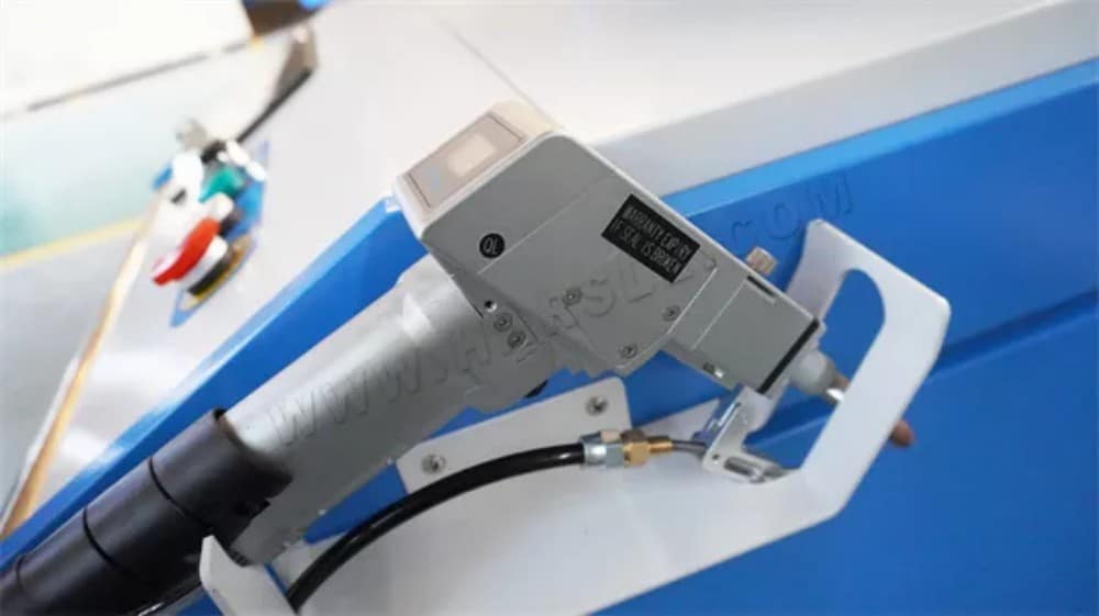 Máquina de soldadura láser