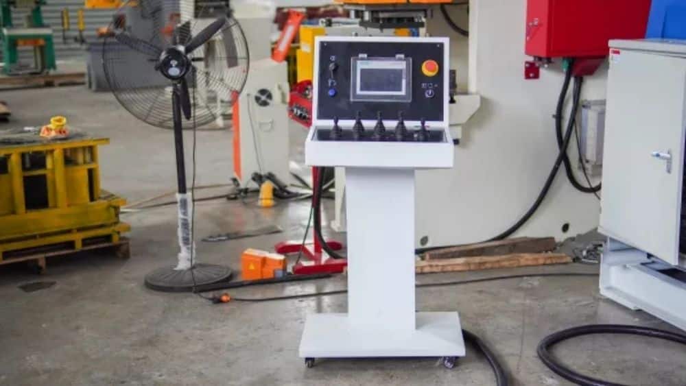 Lubricating Oil for CNC Rolling Machine