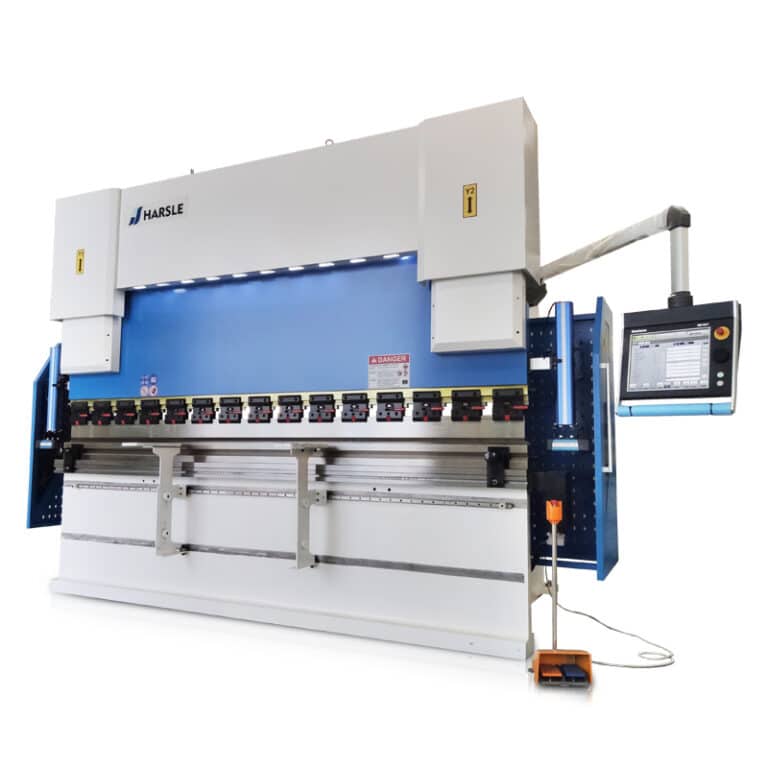 Prensa dobradeira 200T/3200 com simulação 3D DA-66T