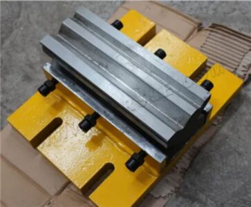 What Is The Hydraulic Ironworker Machine
