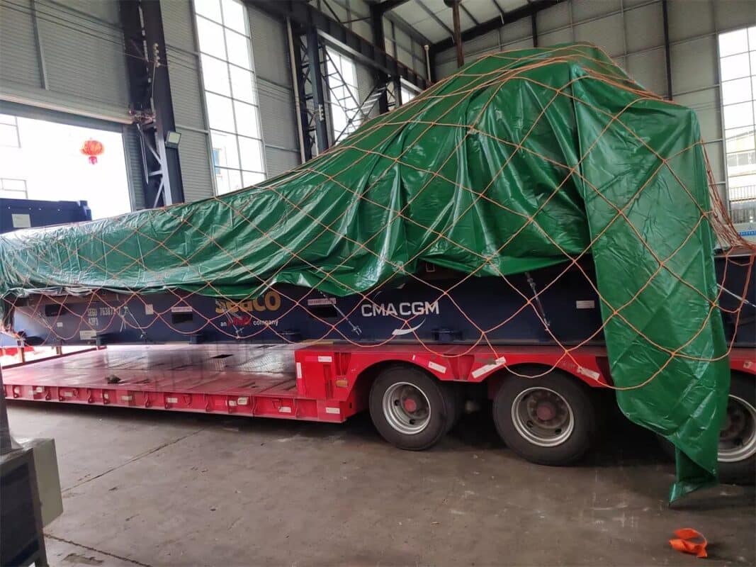 Macchina per taglio laser Brazil-HS-6025-3000W e pressa piegatrice CNC WE67K-200T3200