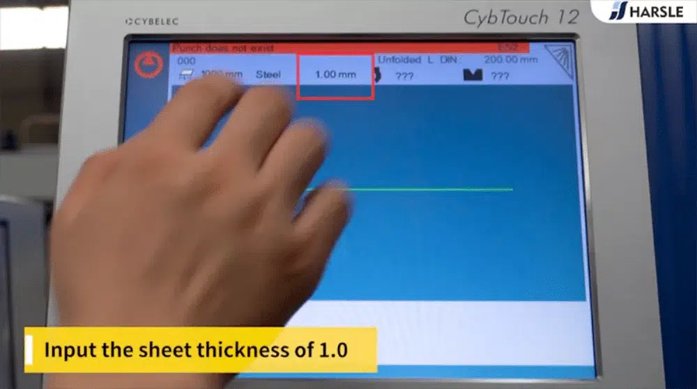 كيفية تشغيل CNC Press Brake CT12 للثني الدقيق؟