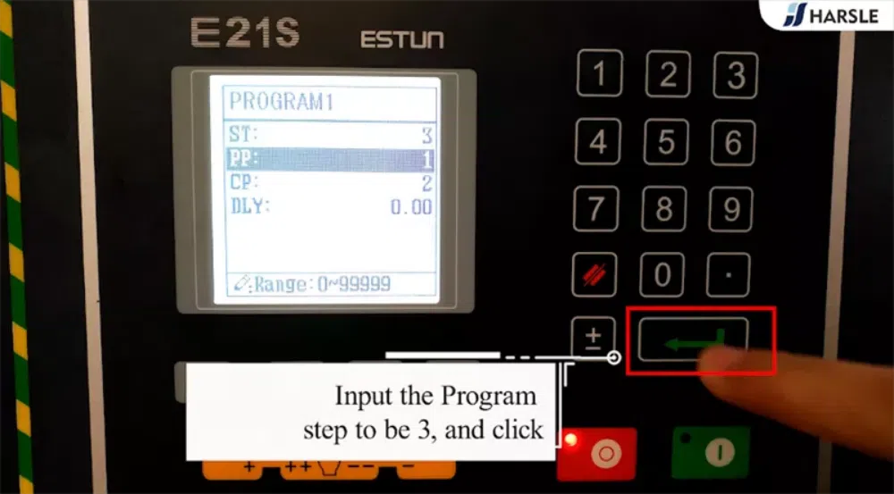 Como operar a máquina de corte guilhotina (E21S)?