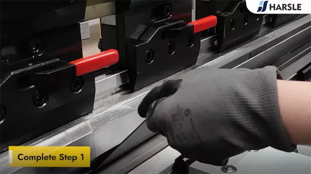 How to Operate the DA-53T Smart Press Brake Efficiently?