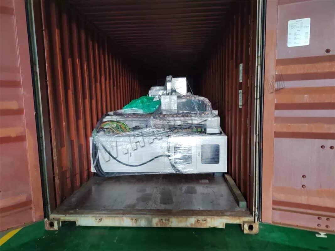 Brazil-WE67K-160T3200 CNC Press Brake And HS-3015-2000W Laser Cutting Machine