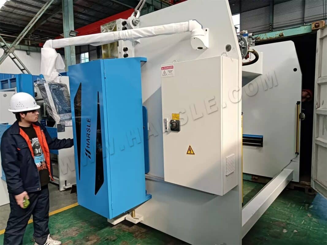 إسبانيا-WE67K-200T3200 DA58T مكبس الكبح