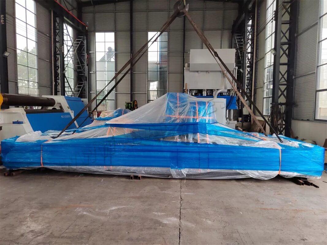 Máquina de corte láser Nigeria-HST-6015-6000W y 5 juegos de moldes para piel