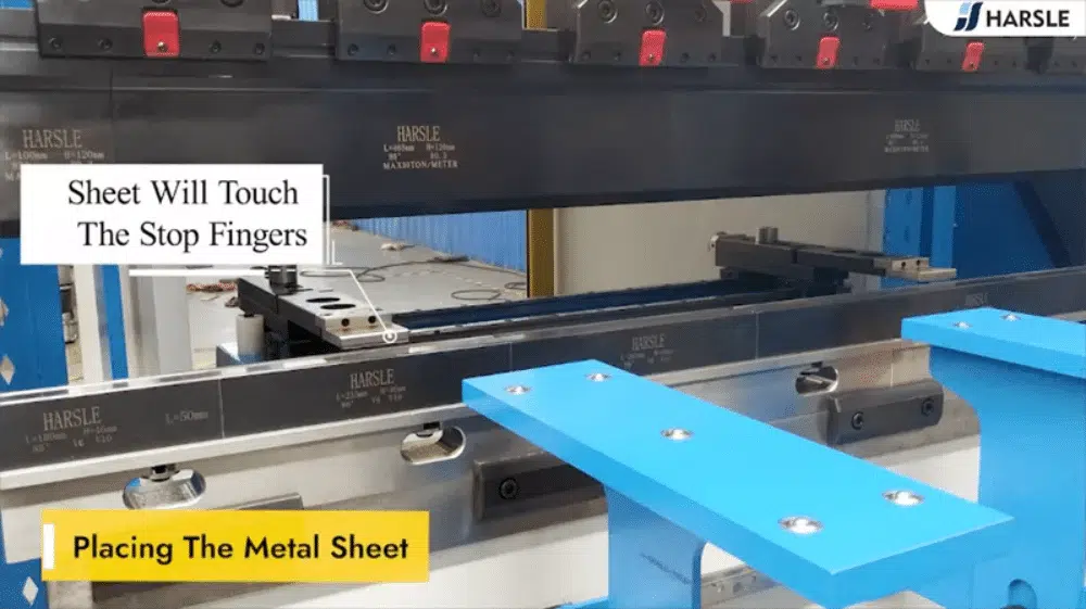 كيفية تشغيل CNC Press Brake CT12 للثني الدقيق؟