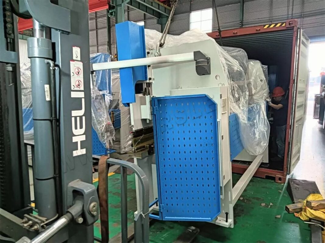 Etiópia-2 WC67K-63T3200 NC Prensas Dobradeiras e Máquina de Corte QC12K-6X3200