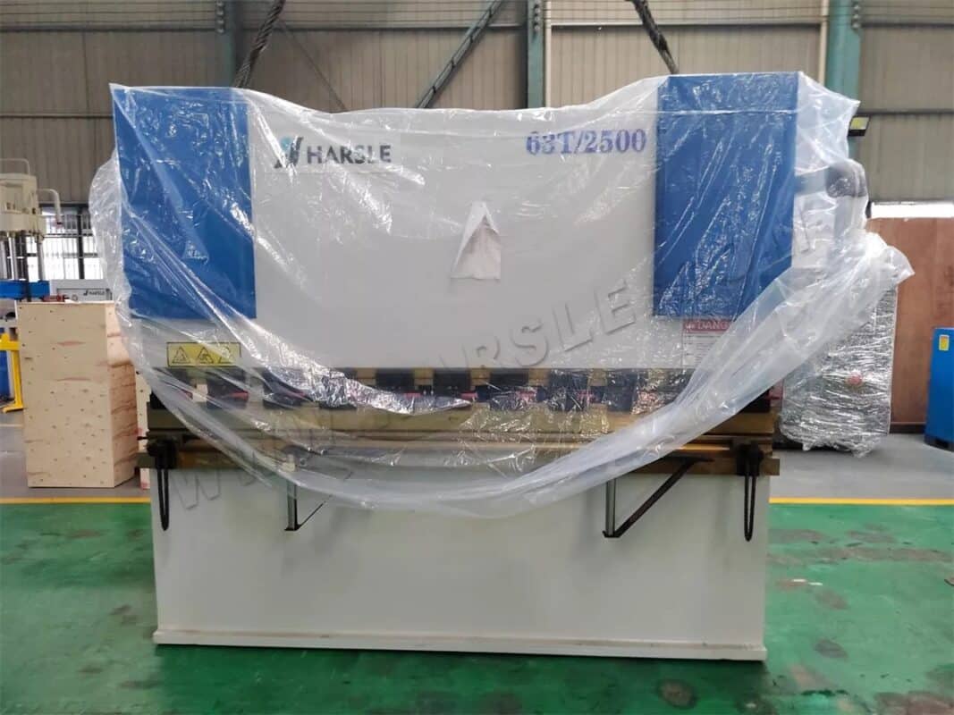 Thailand-2 Sets of WC67K-63T2500 E21 NC Press Brake