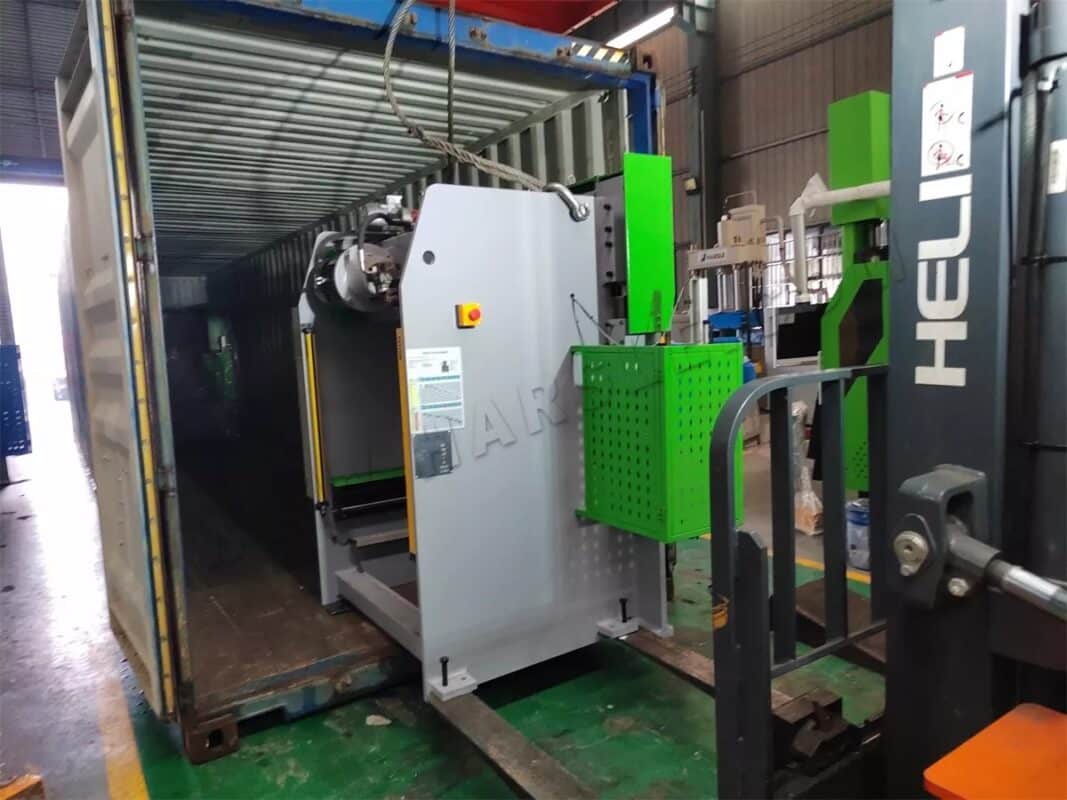 Pressa piegatrice CNC Brasile-WE67K-70T3200 e pressa piegatrice CT8 WC67K-40T1600 e pressa piegatrice NC E21 WC67K-40T1600