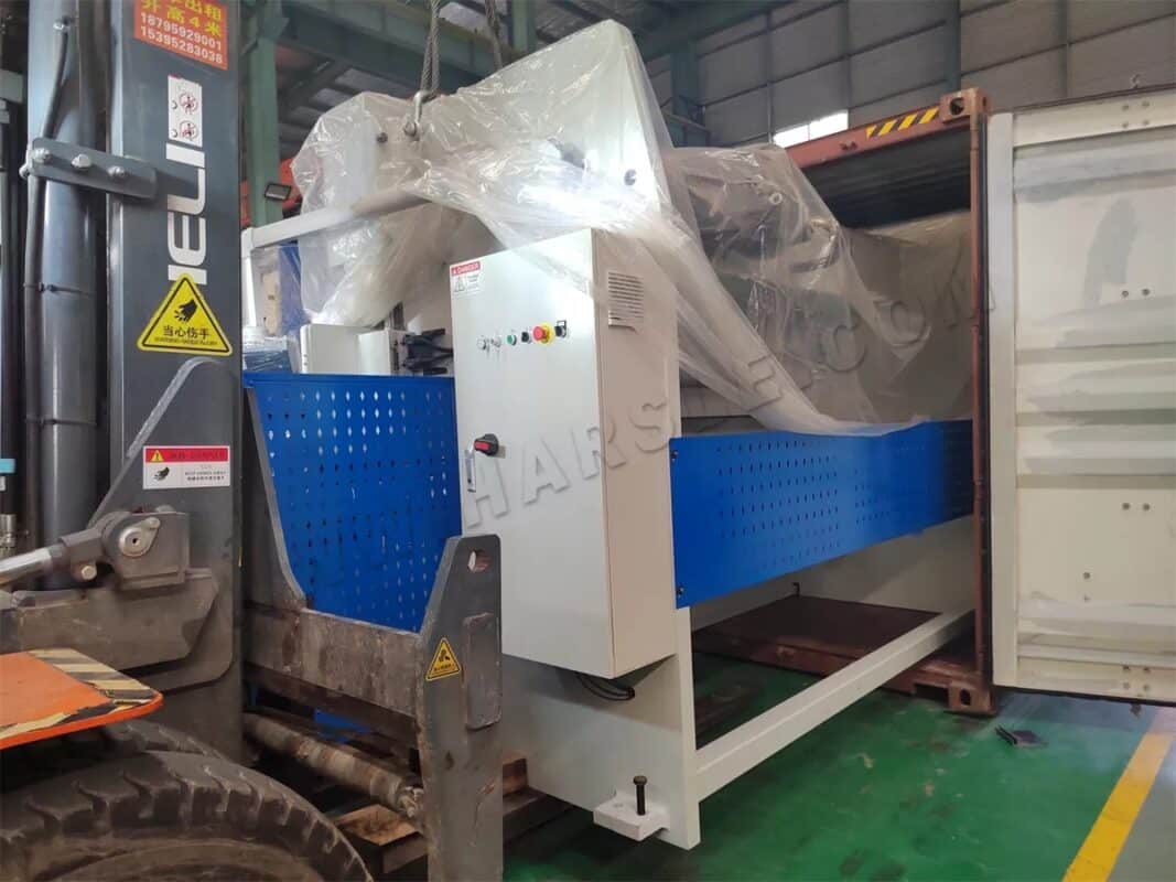 Saudi Arabia-3 Sets of NC Press Brake And 2 Sets of Guillotine Shearing Machine