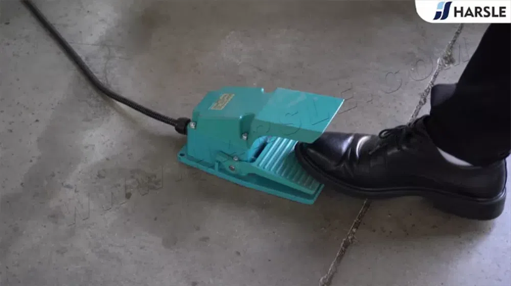 Macchina piegatubi CNC con punzonatura