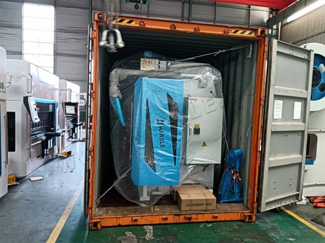 Serbia-WE67K-125T3200 Prasa krawędziowa CNC i WC67K-40T1200 Prasa krawędziowa NC