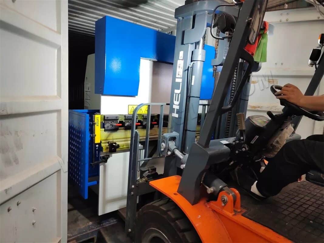 Brazil-18 Sets of NC Press Brake And Shearing Machine