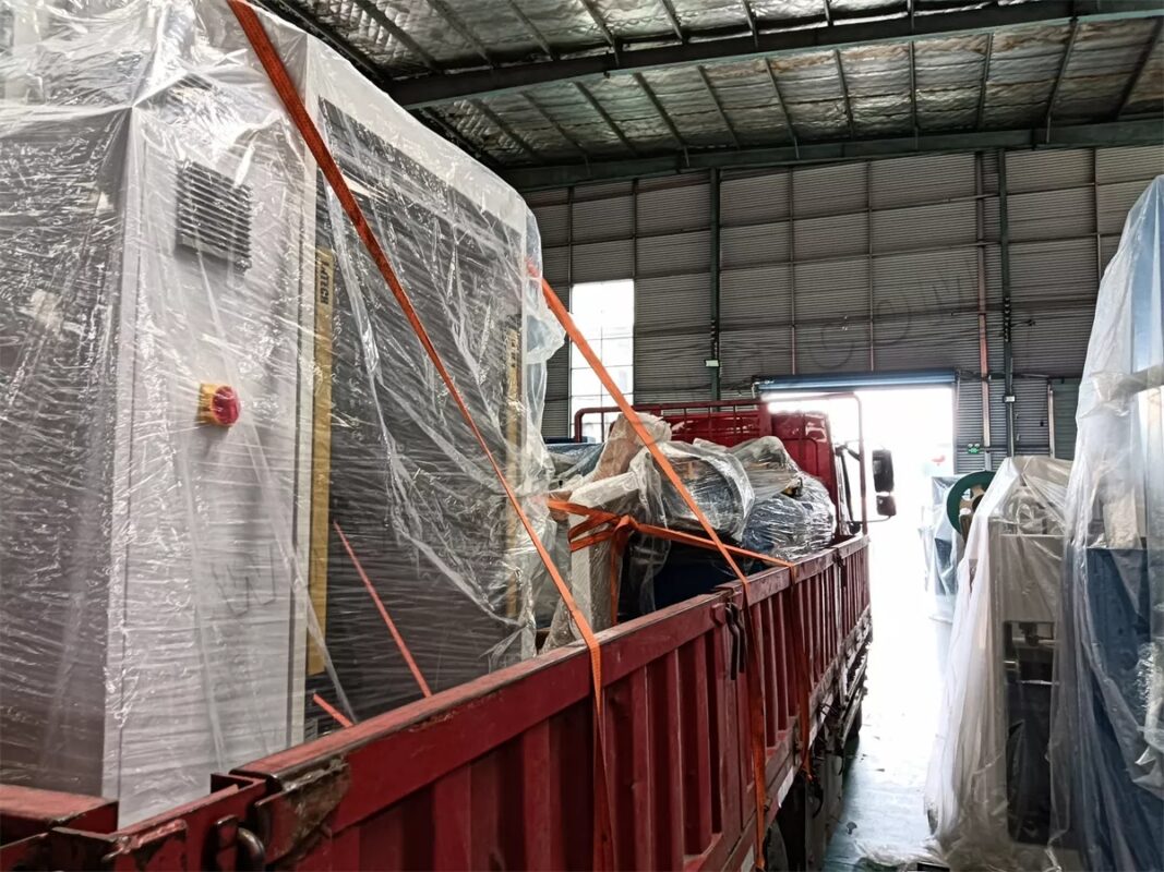 Kazakhstan-EP-35T1250 Press Brake & W12-6X1500 Rolling Machine & 50CNC-2A-1S Pipe Bending Machine