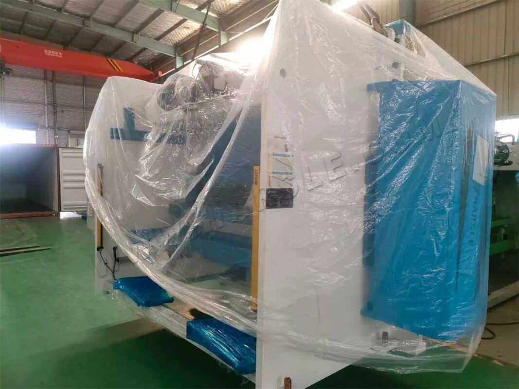 Brazil-WE67K-160T3200 CNC Press Brake And WE67K-125T3200 CNC Press Brake