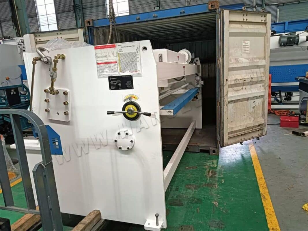 Presse piegatrici Jordan-2 WC67K-63T3200 NC e 2 cesoie QC12K-4X3200