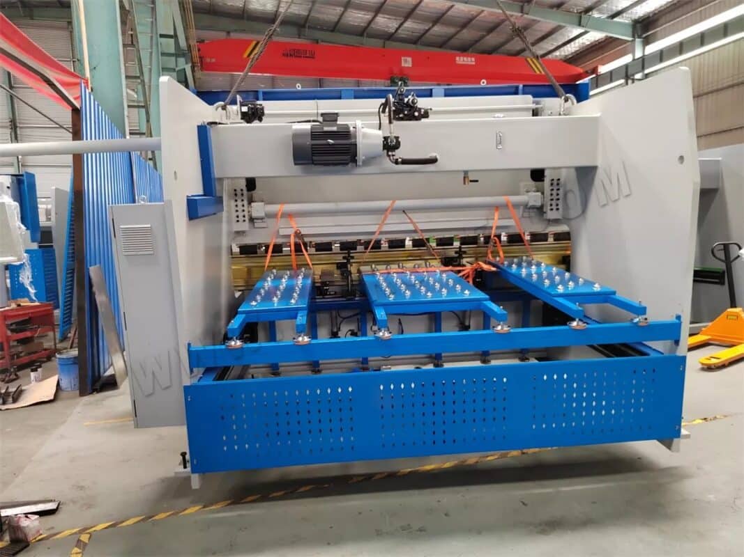 Presse plieuse Peru-WC67K-100T3200 HS15T avec fonction de pliage de chemins de câbles