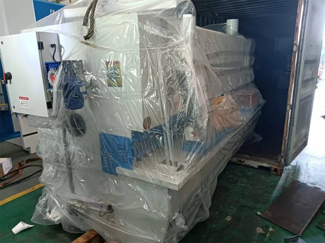 Brazil-WC67K-200T3200 NC Press Brake & QC11K-8X3200 Shearing Machine