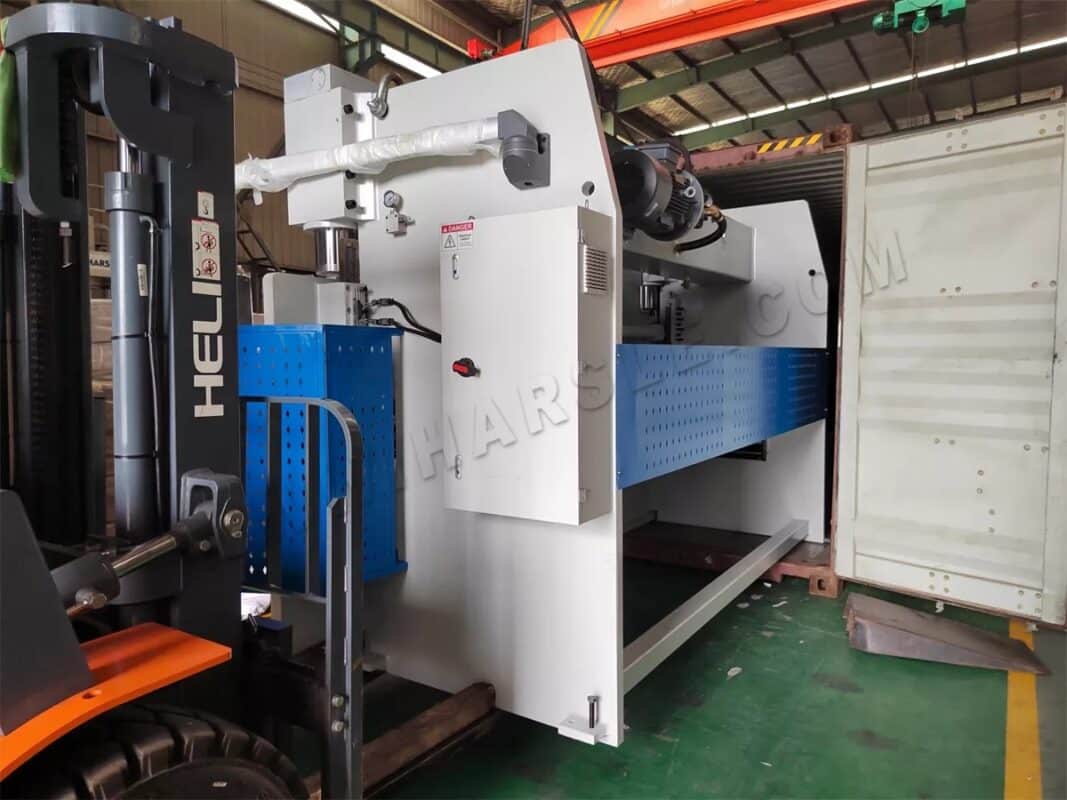 India-WC67K-160T4000 E21 Press Brake And Q35Y-20 Hydraulic Ironworker