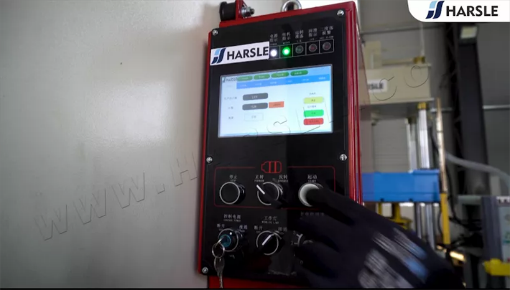 Automatic Corner Punching Line