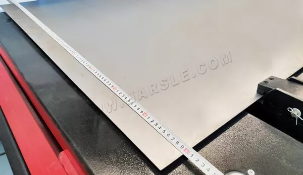 Was ist eine Guillotine-Schermaschine?
