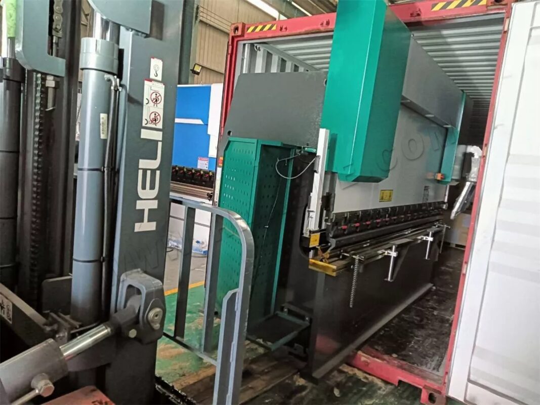 Brazil-WC67K-100T3200 NC Press Brake