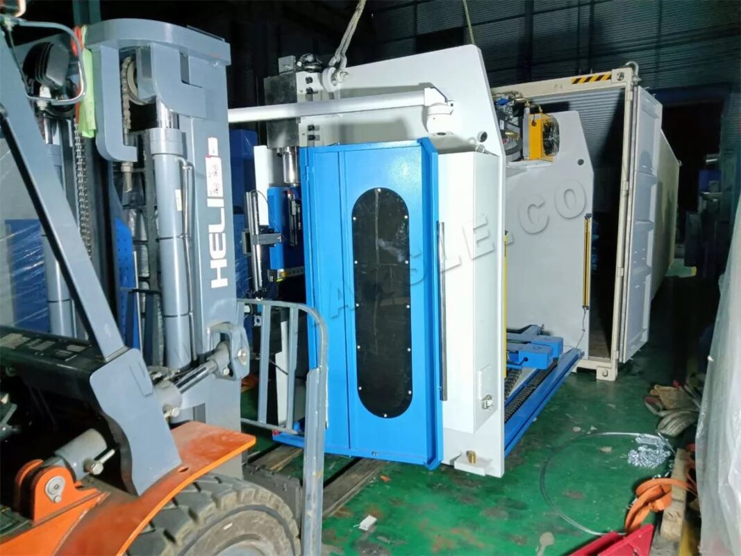 Canada-WE67K-160T3200 CNC Press Brake