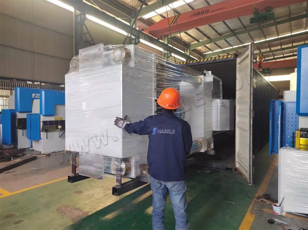 Meksyk-2 zestawy prasy hydraulicznej i wykrawarki J21S-100T
