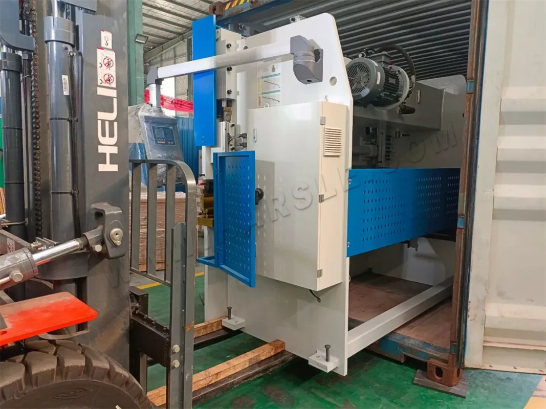 Argentina-Three sets of NC Press Brake With E21