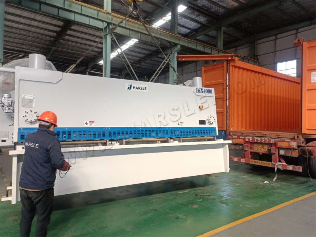 Australia-WC67K-200T3200 NC Prasa krawędziowa i QC11K-16X4000 Gilotyna