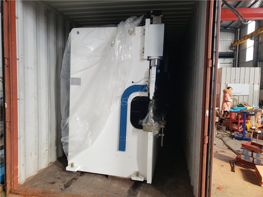 Pressa piegatrice Belarus-WE67K-100T/3200