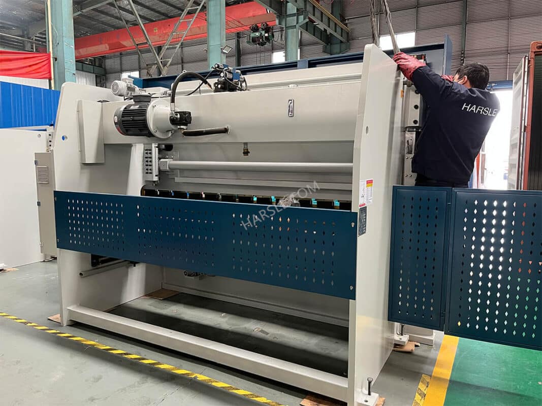 Brazil-12 Sets Hydraulic Press Brake