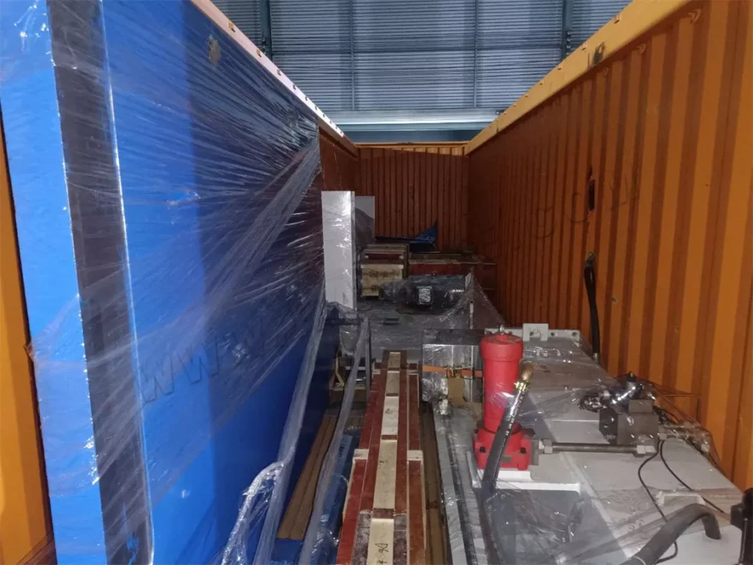 Brazil-WE67K-400T4000 4+1 Axis DA-66T CNC Press Brake