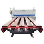 Guilhotina CNC QC11K-8x3200 com alimentação automática