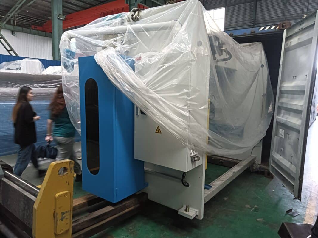 Francja-WE67K-160T3200 Prasa krawędziowa CNC