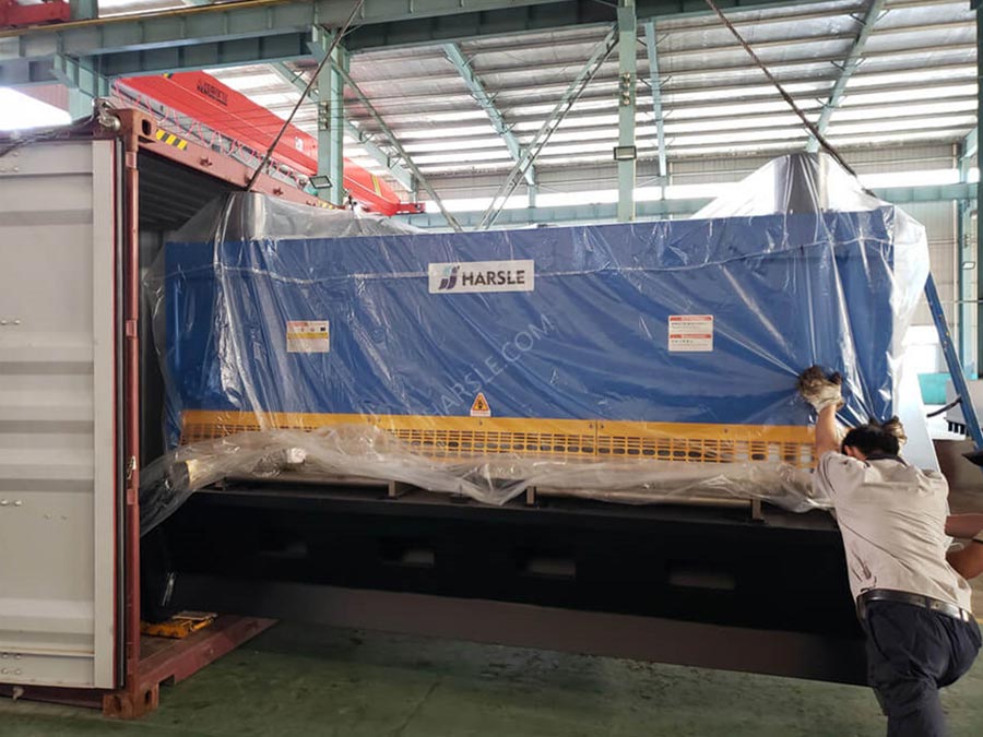 Prensa plegadora hidráulica Guiana-WC67K-250T/3200