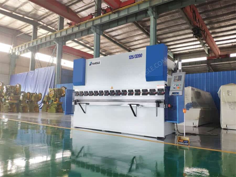 Indien-WC67K-125T/3200 Abkantpresse