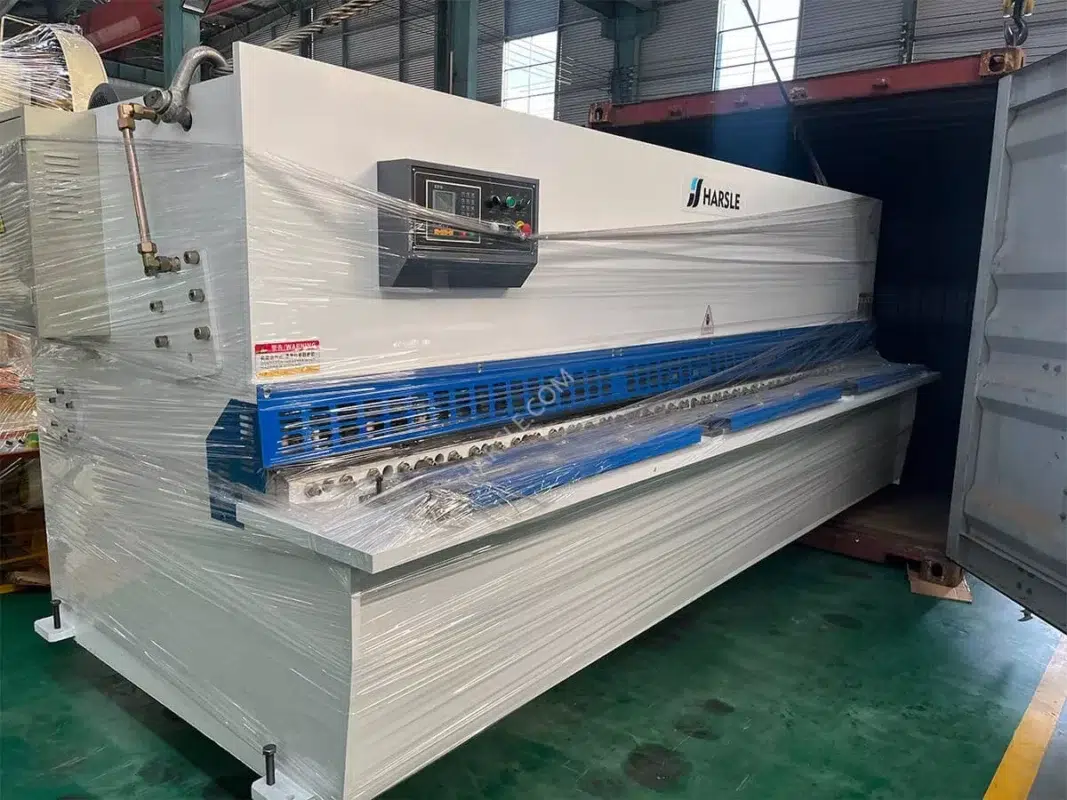 Presse plieuse CNC India-WE67K-100T/3200 avec système DA-53T